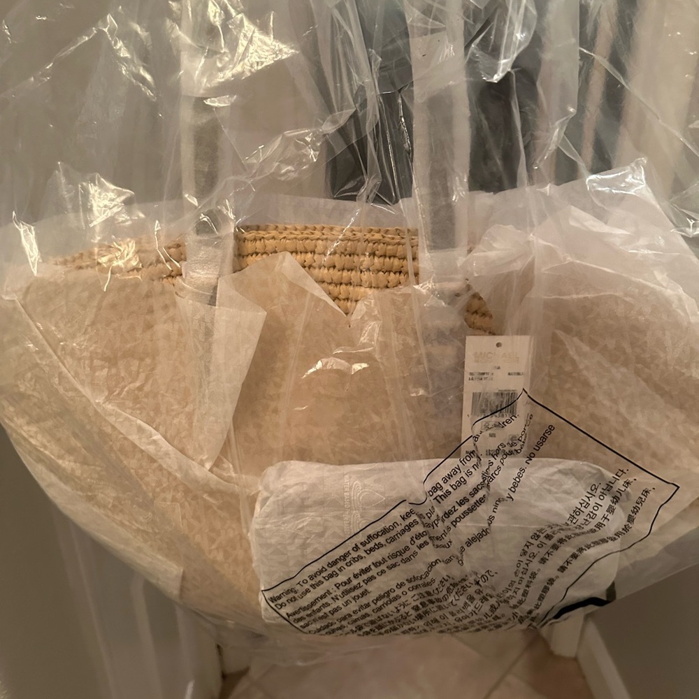 MICHAEL Michael Kors Beige Woven Tote with Black Handles - Picture 5 of 9